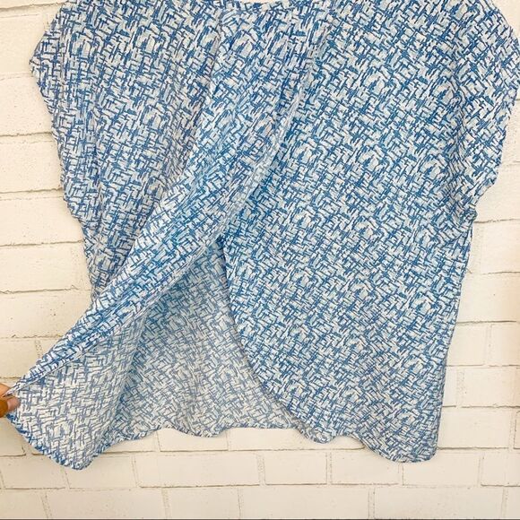 Joie 100% Silk Blue Draped Top (I5) - Picture 5 of 7